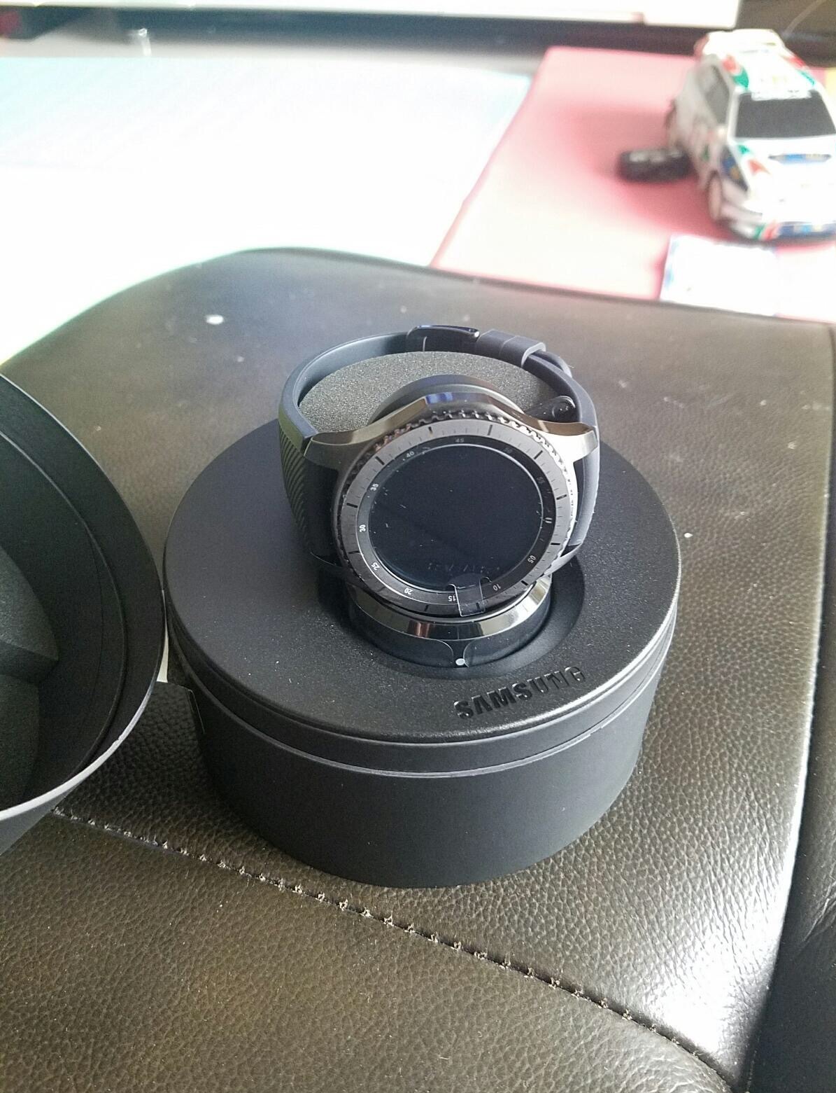 三星智能手表可以连接苹果手机吗,三星的手表怎么样值得买吗