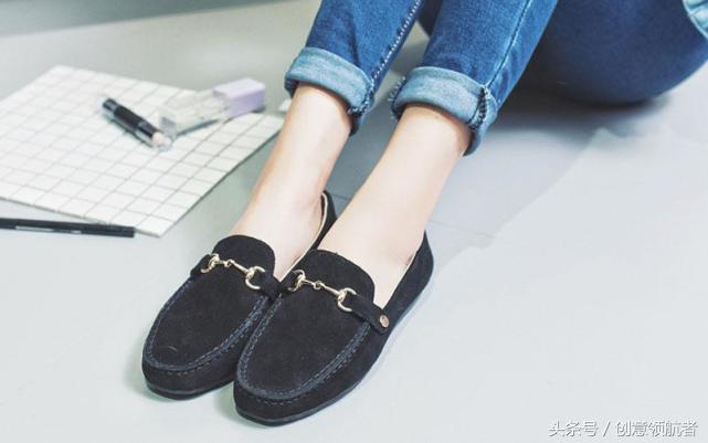 给自己的美足配上美鞋，女人更自信！