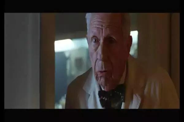 这是你们要的大长腿，备好纸巾，准备上下其手吧