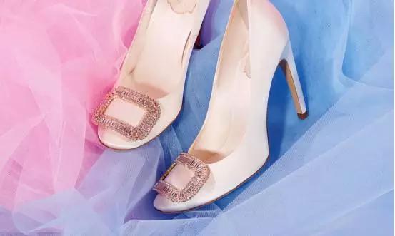 7双美貌婚鞋推荐,漂亮又好穿的婚鞋推荐