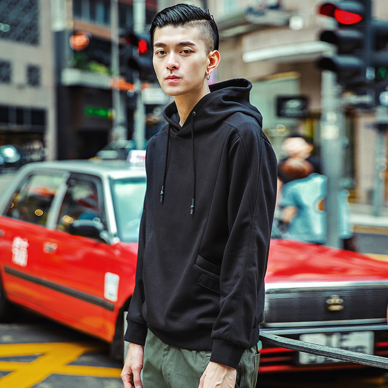 卫衣让你的秋季无畏平凡,卫衣有什么魅力