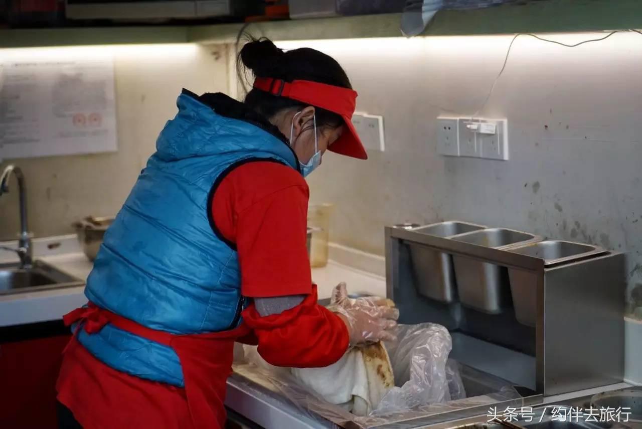 上海武康路美食推荐 (武康路附近上海特色美食)