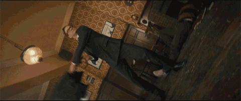 行走的黑*器武**，宇宙最耐操的雨伞