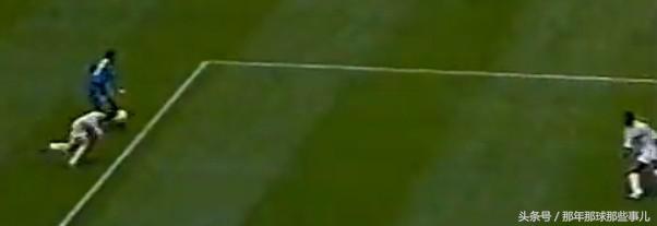 两届世界杯踢丢点球巴乔扼腕痛惜,98年世界杯法国vs意大利点球大战
