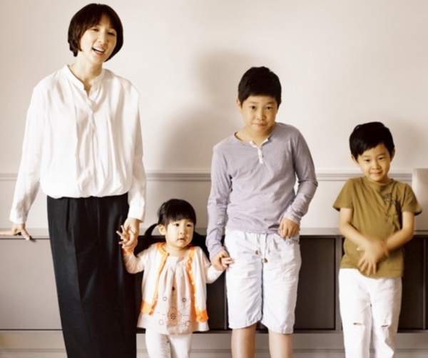 国外的体育解说确实不太一样,比如可以转行当总统