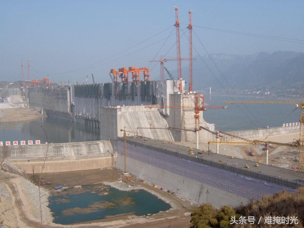 长江三峡水利枢纽工程,长江三峡水利枢纽工程简介