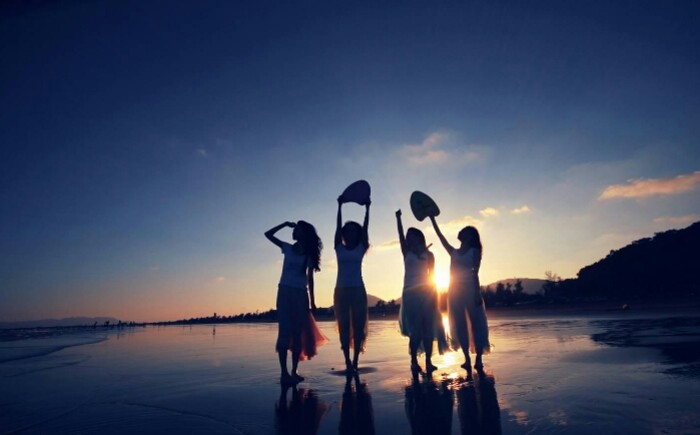 正是好时节,正是好年华