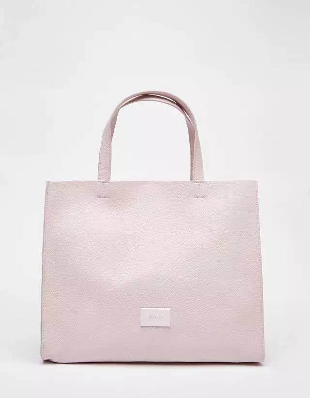 有没有比较时尚年轻化的品牌包包,时尚便宜包包