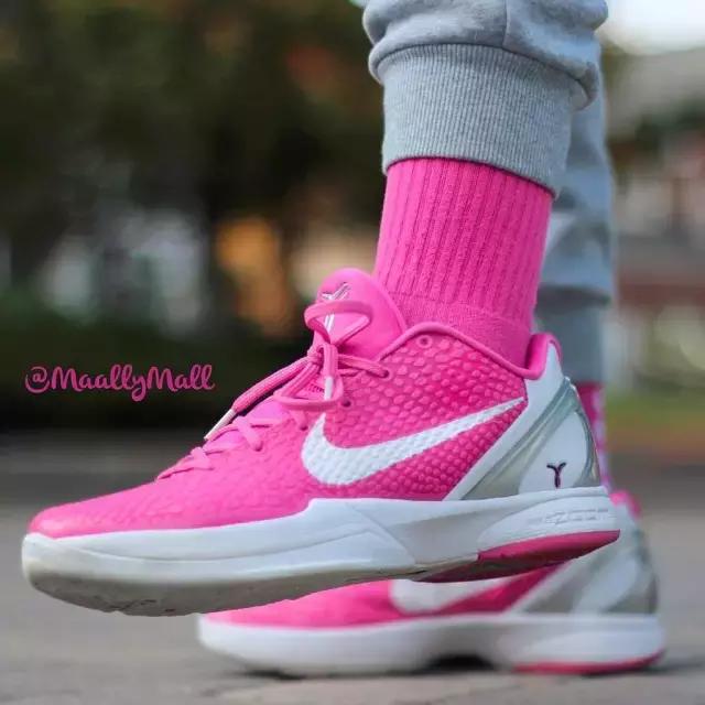 最近很火的黄黑配色的球鞋,公认最好看的配色的球鞋