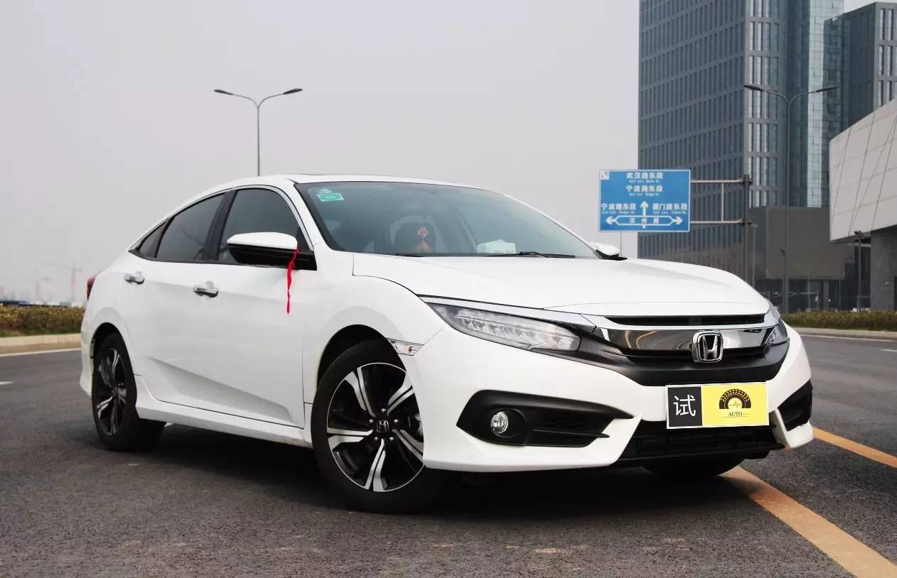 买思域手动挡后悔吗,新款思域值不值得入手