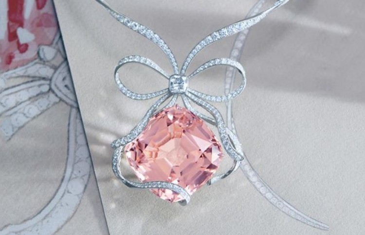 蒂芙尼摩根石视频,提到蒂芙尼你会想到什么