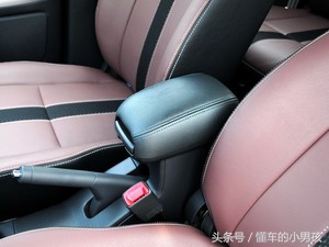 车型好看的车10万左右,10万能买个什么款式的车