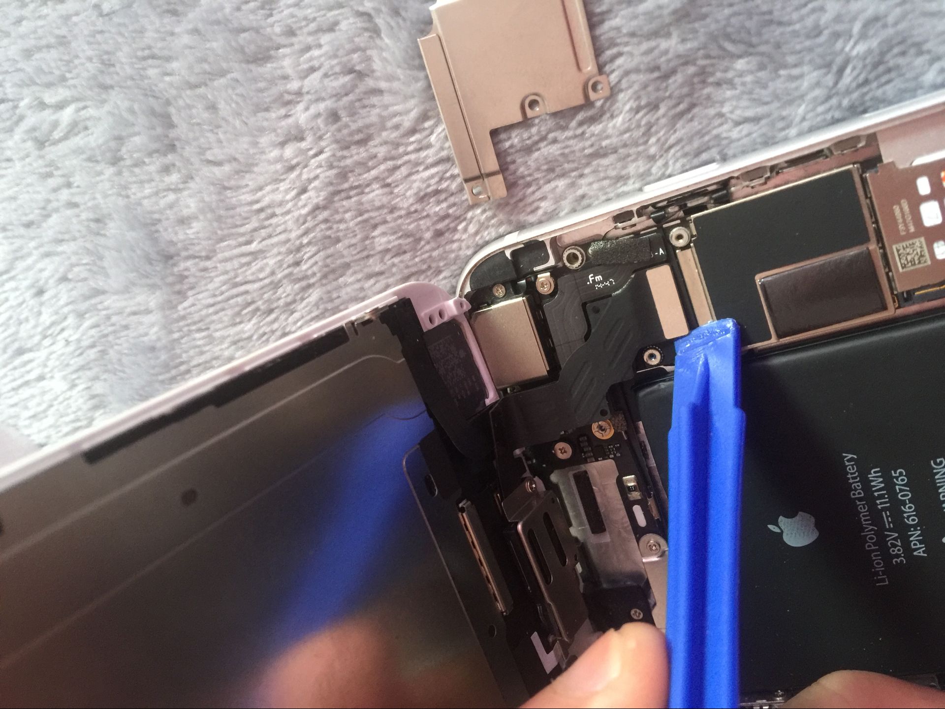 iphone6sp换电池和屏幕,iphone6换后置摄像头多少钱