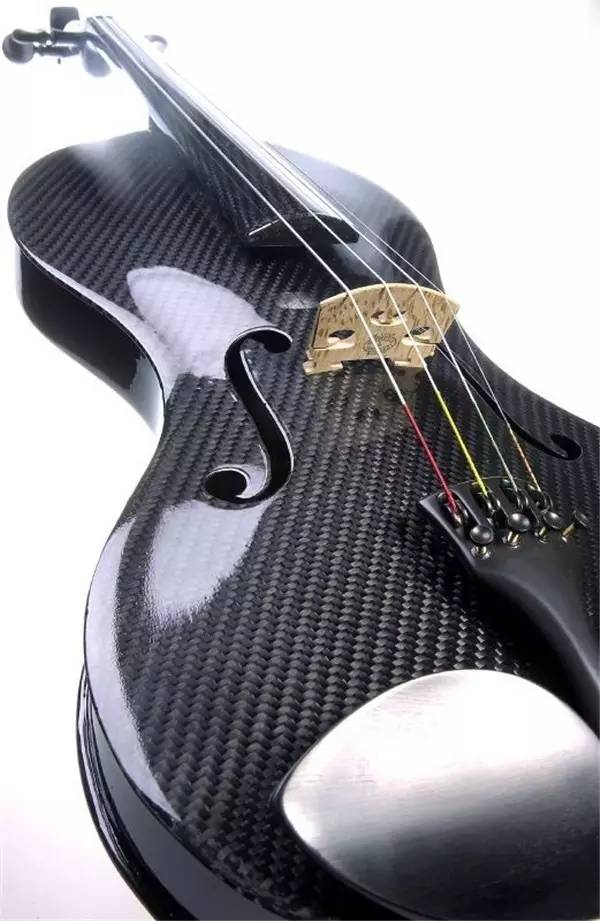 为什么碳纤维看起来有质感,碳纤维设计