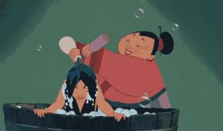 过期的洗发露扔了可惜能干什么用,过期的洗发水可以干嘛用啊