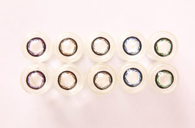 新手怎么选合适的美瞳 (三招教你选到合适的美瞳)