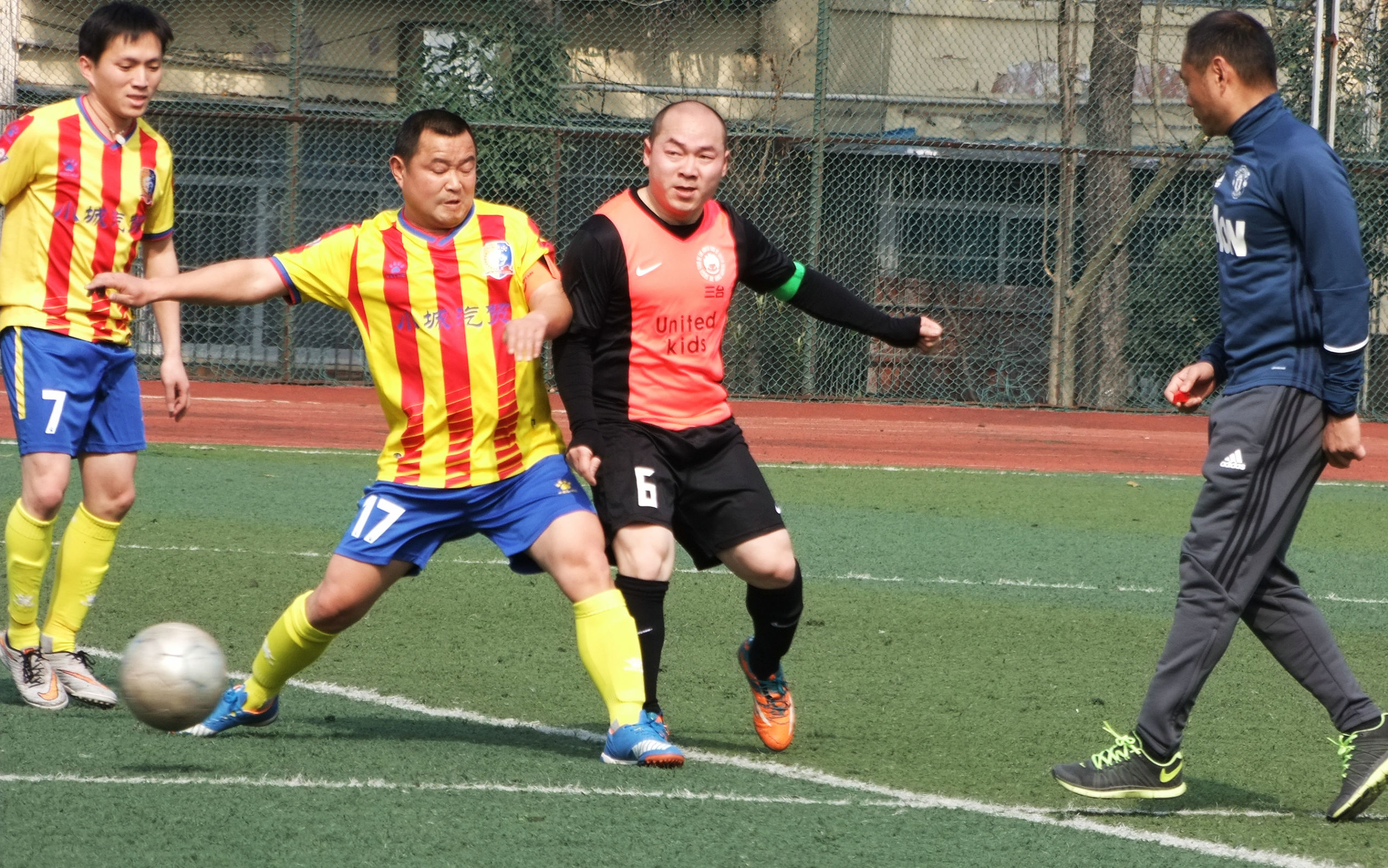 足球三队比赛视频,三级联赛视频