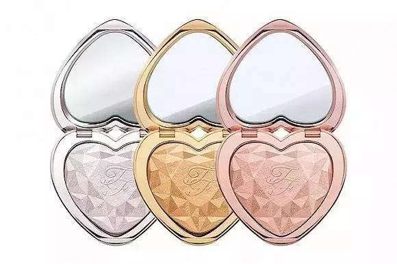 颜值超高的彩妆礼盒推荐女,年度热门彩妆大赏这些都超好用