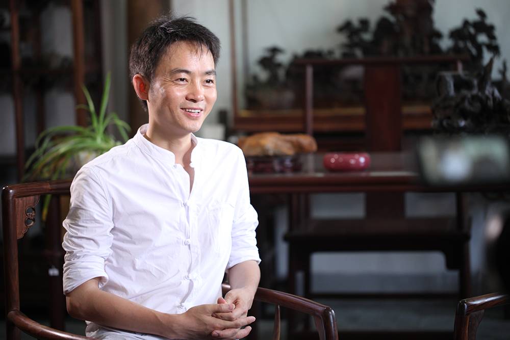 勇闯徽雕路，功成济四方