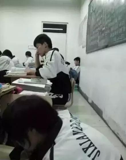 宜昌这个很多人骂了3年,却爱她一万年的地方!真的回不去了!