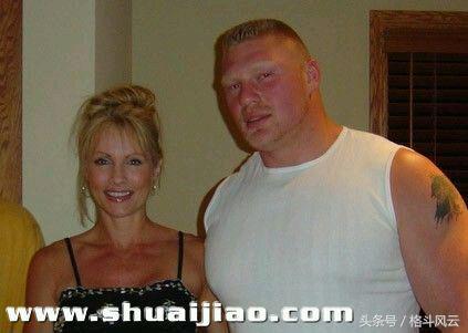 wwehhh夫妇vs隆达罗西,wwe2015年cm朋克