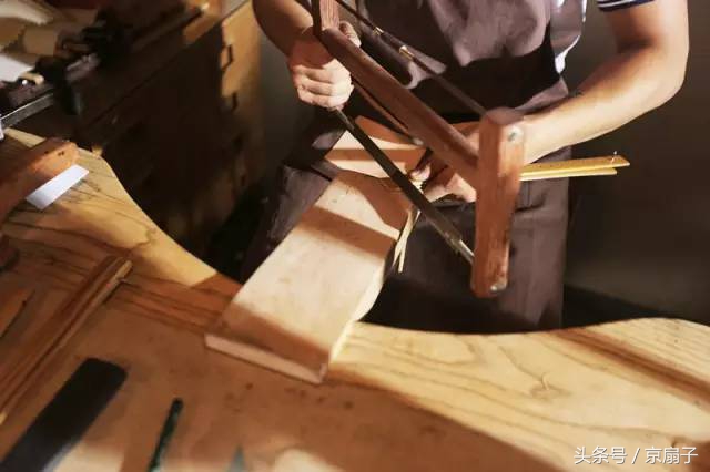 手工扇加工,古扇制作折扇