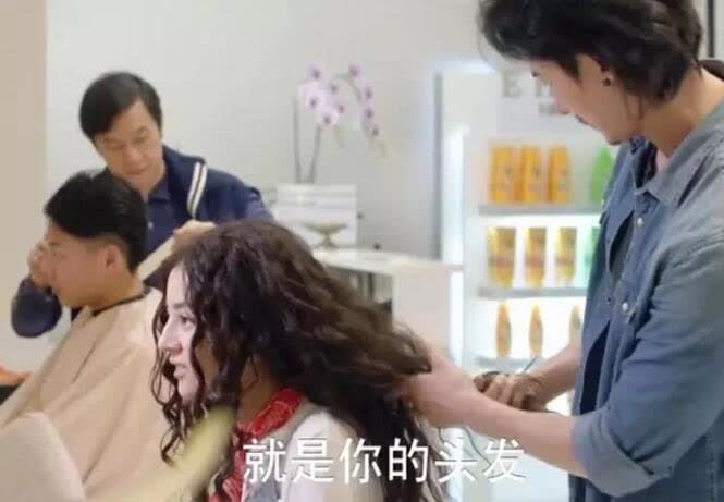 迪丽热巴19年精品购物指南 (迪丽热巴成新一代带货王)