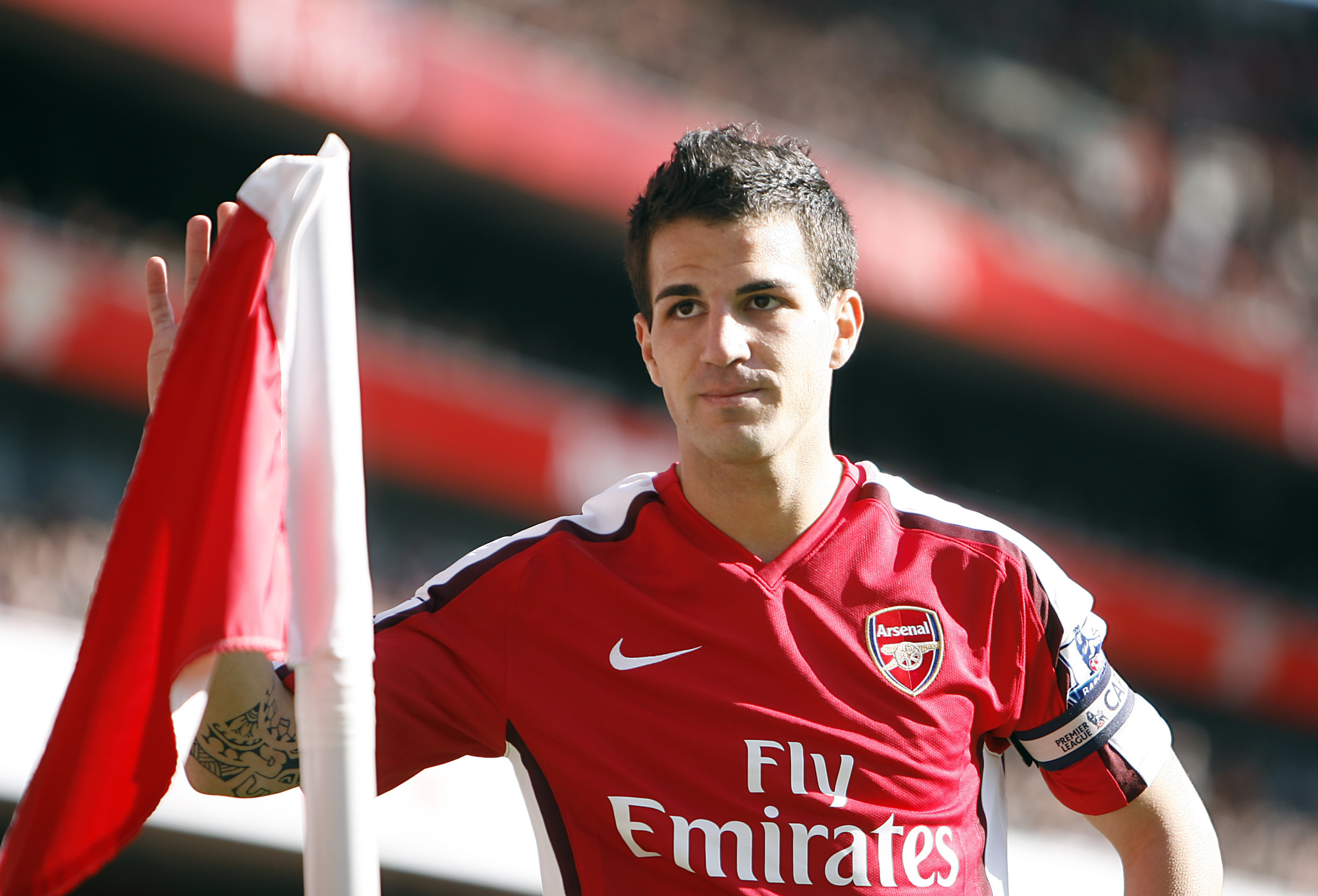 哈维阿隆索中场神奇吊射破门,西班牙最强中场阿隆索哈维