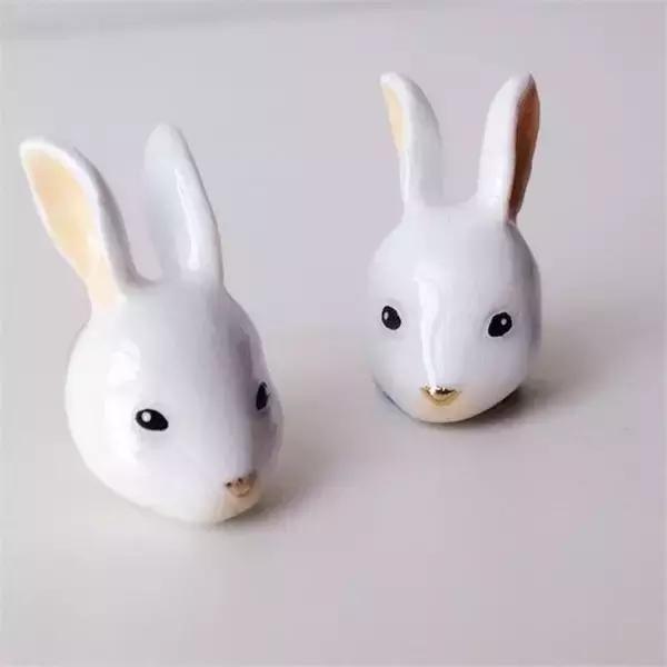 你们这些萌系饰品,还不快到碗里来!