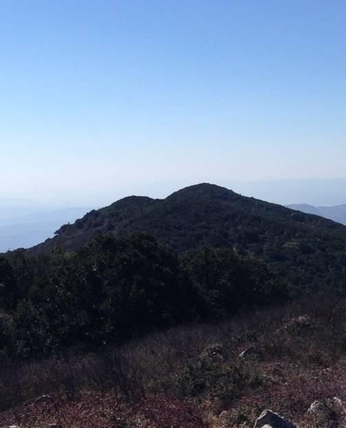 昆明十峰梁王山登山详细攻略,昆明十峰大尖山