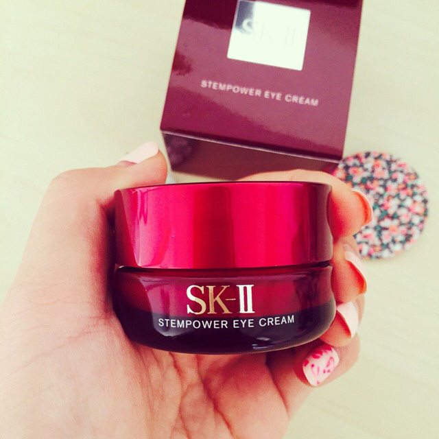 吃土也要无限回购的眼霜,吃土也要买的眼霜