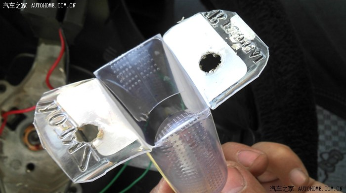 五菱荣光更换喇叭按钮教程,五菱荣光喇叭开关改装