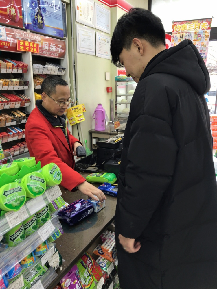 怎么给男朋友科普卫生巾的作用,直男卫生巾科普