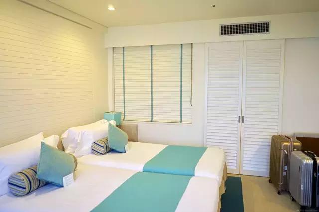 冲绳全日空万座海滨洲际酒店 (冲绳全日空洲际酒店)