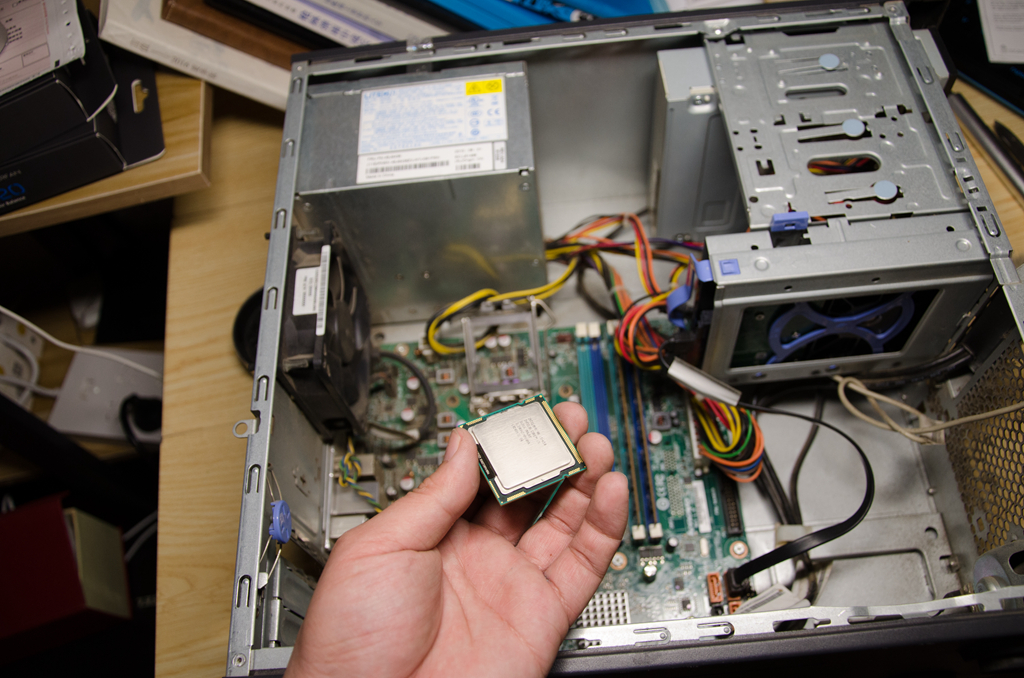 修电脑不检查直接换主板,自己如何重新装cpu散热