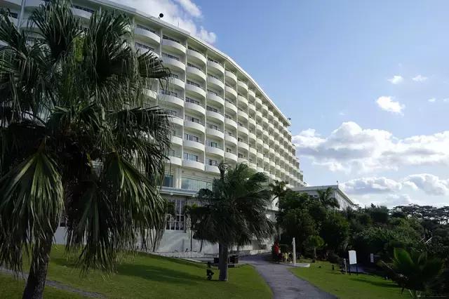 冲绳全日空万座海滨洲际酒店 (冲绳全日空洲际酒店)