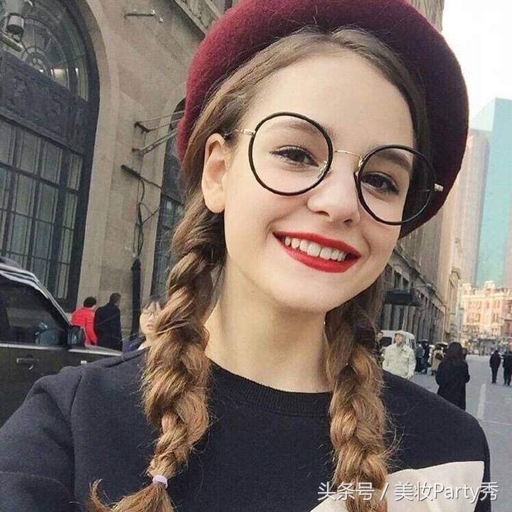 mac口红色号黄皮显白推荐,不脱色不沾杯黄皮显白的口红