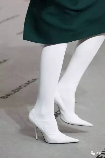 valentino2021秋冬时尚系列,valentino秋冬系列