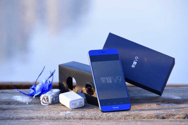荣耀v9开箱全网通高配版,荣耀v9和荣耀9游戏测评