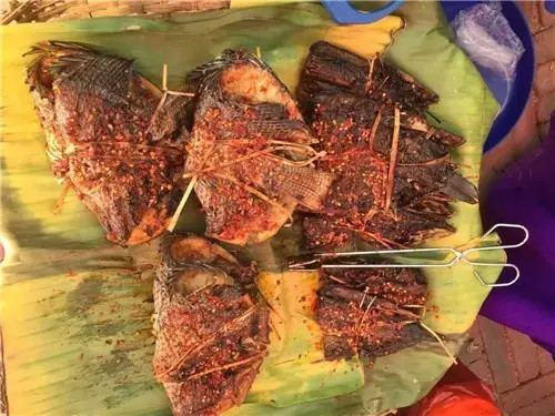 旅游攻略西双版纳美食小吃,西双版纳旅游攻略小吃