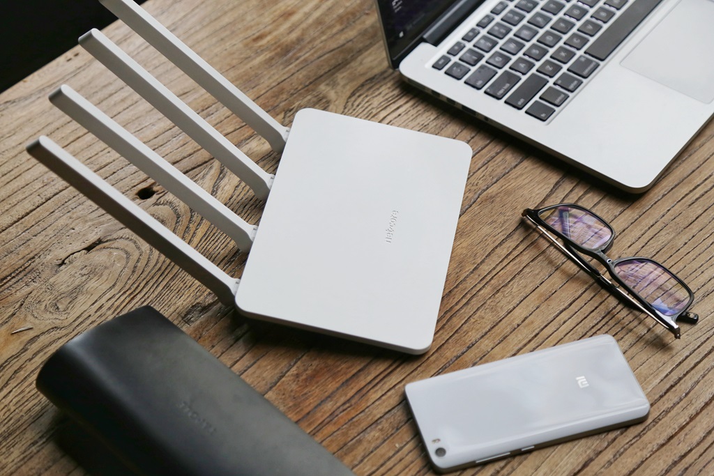 磊科n1路由器,性价比高的大功率路由器推荐