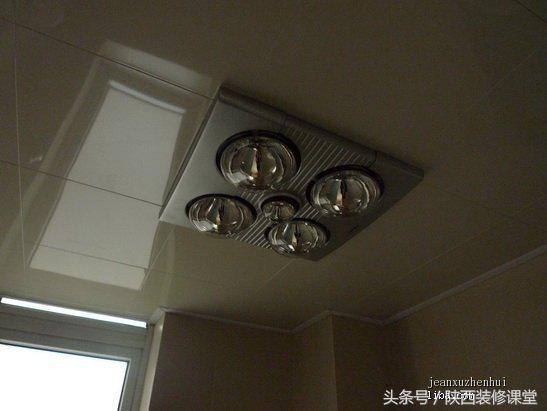 带天井的木头老房子,60平老房子一楼带院子