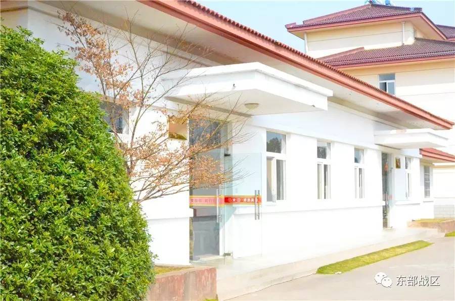 临走了，才发现这绿色军营是世外桃源……