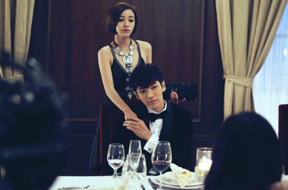 身边有像顾里一样的朋友,有个很有钱的异性朋友