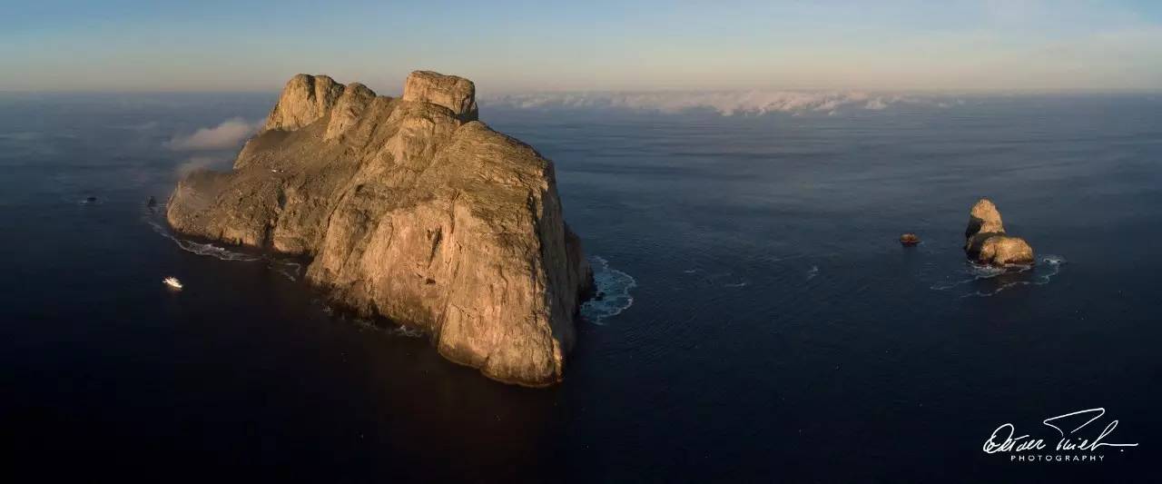 自由摄影师怎么挣钱,摄影师这行真的不挣钱吗