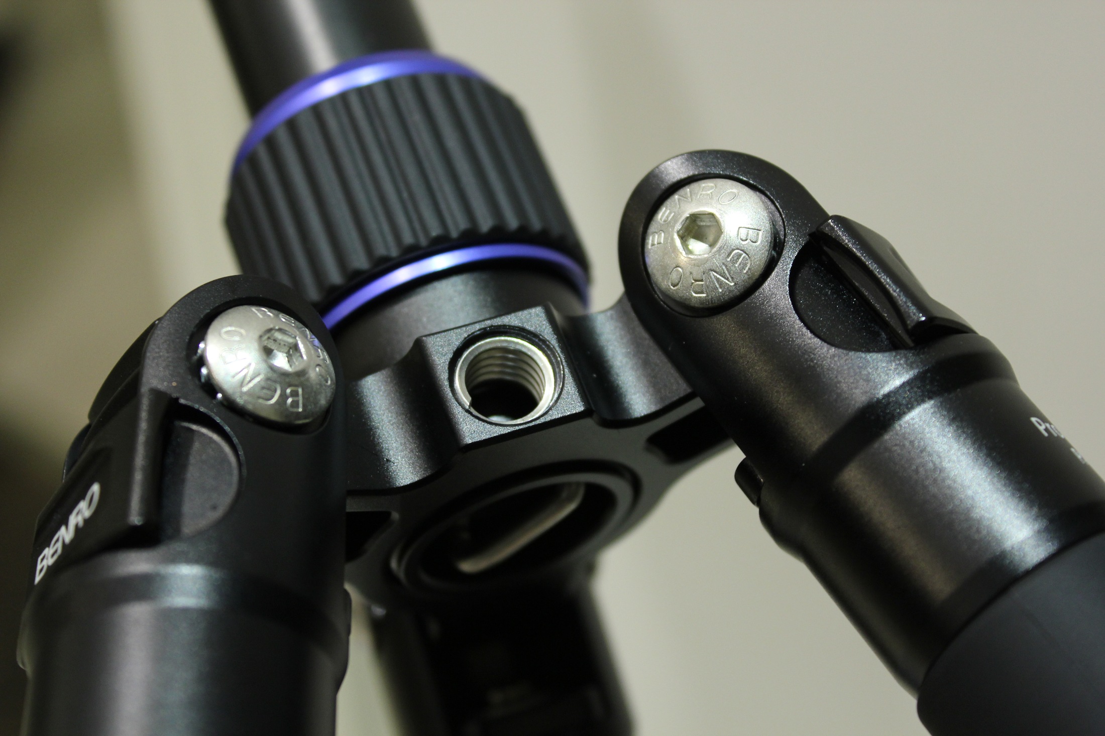 百诺if19c三脚架,百诺lt19三脚架