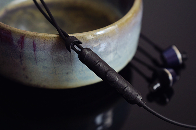 小巧精致的大众情人——UiiSiiHi-820耳机体验评