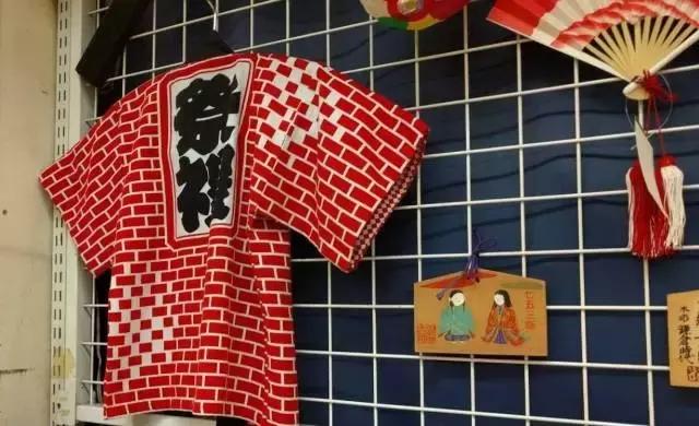 深扒|在日本中古店用1000块就能买只Chanel!