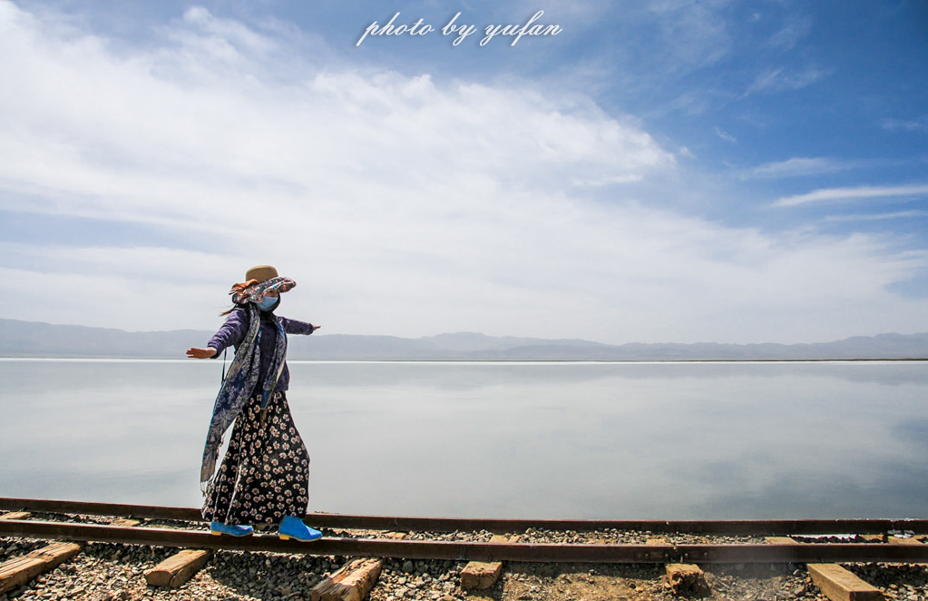 茶卡盐湖真实的样子让你意想不到,茶卡是你想象不到的美