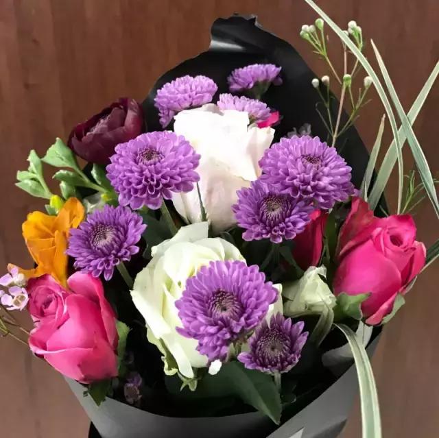 我们用1000元的教训告诉你:包月鲜花全是坑!一家都不推荐!